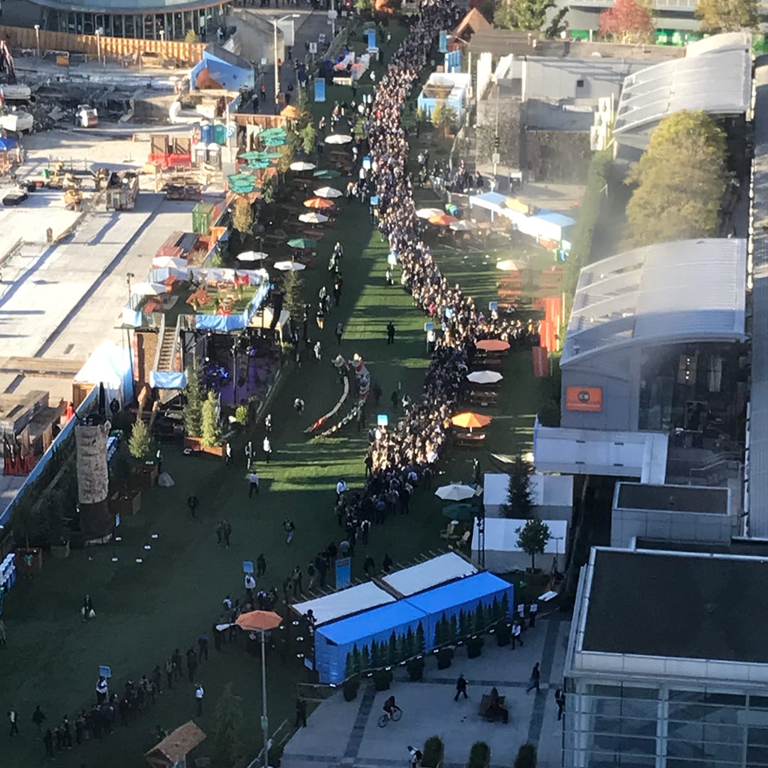 Line at dreamforce to see Michelle Obama
